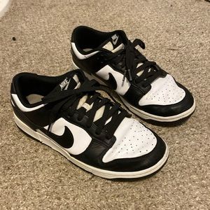 Nike Panda Dunks Low